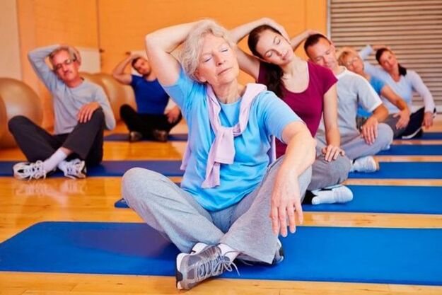 Exercises for the treatment of arthrosis are selected individually by doctors and physical therapists.